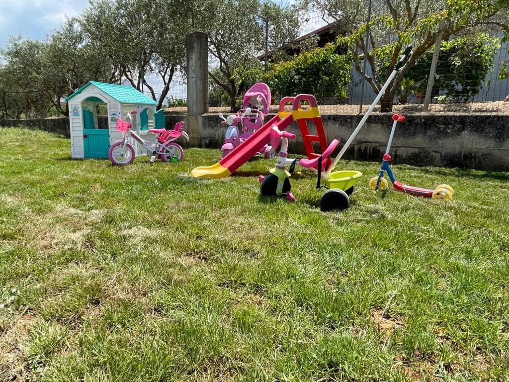 פרטיניצ'ו Casa Vacanza Villa Dorotea מראה חיצוני תמונה